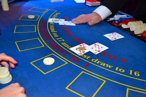 How do I win at blackjack?